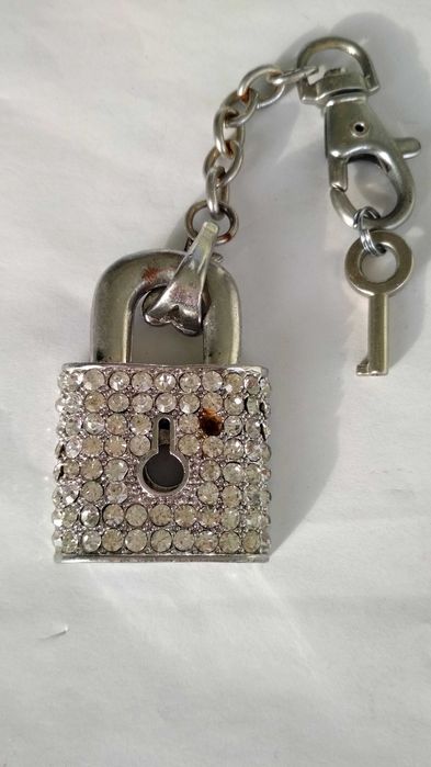 СУВЕНИР замок  металлический