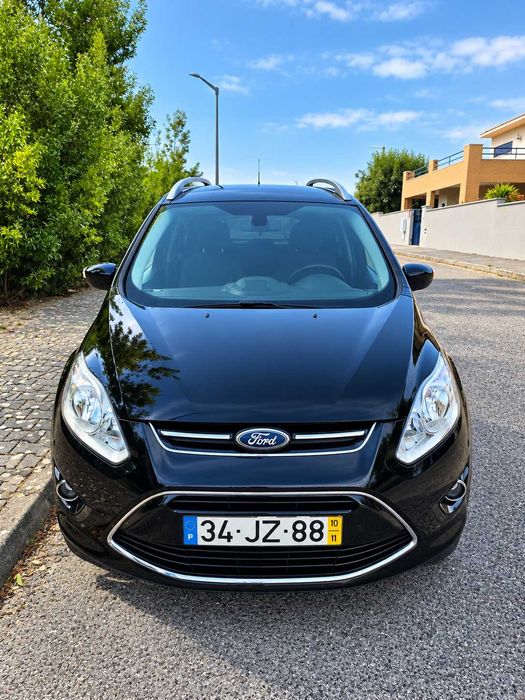 Ford Grand C-MAX 1.6 TDCi 2010 foto 2