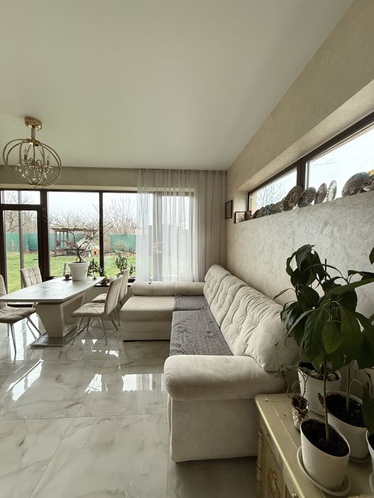 NEWStreet! Продам Двоповерховий будинок по вул.Єськова