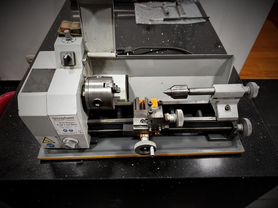 Torno Quantum Maschinen D140×250