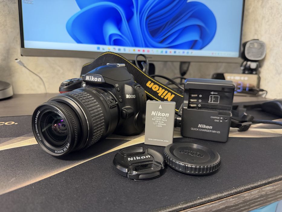 Фотоаппарат Nikon D3000 + объектив 18-55mm | Полный комплект | Идеал