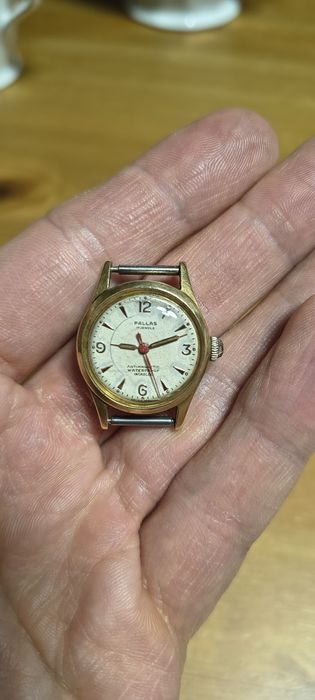 Zegarek damski pozłacany Pallas
