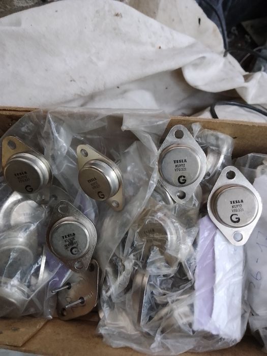 Транзисторы разные есть очень мощные