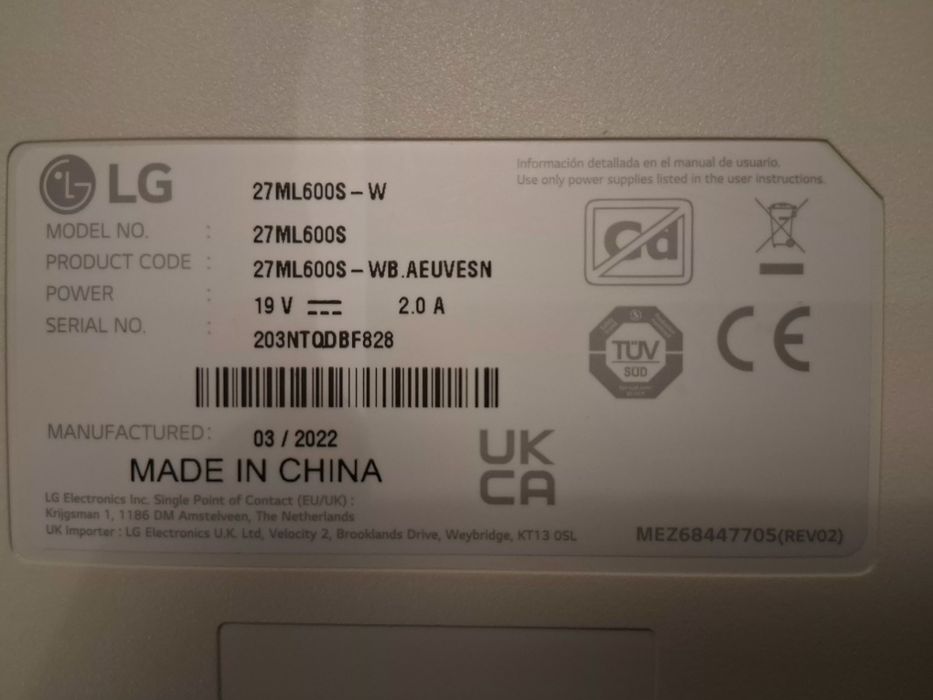 Monitor LG de 27" em bom estado geral