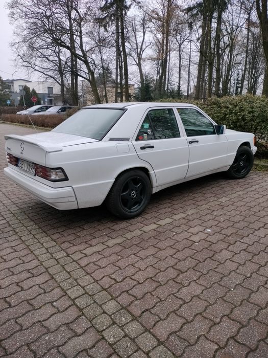 Mercedes-Benz Seria 190