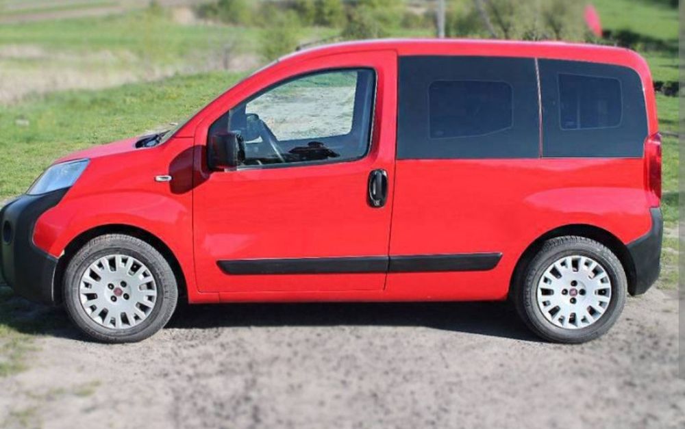 Боковое левое стекло Citroen Nemo Немо