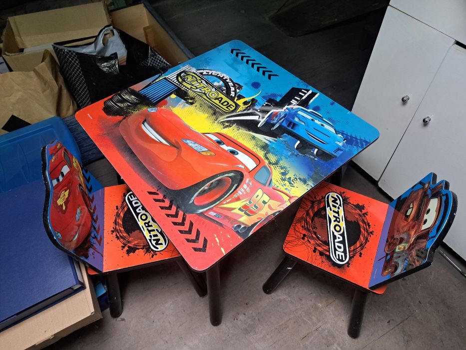 Stolik i krzesła dla dzieci Zygzak McQueen