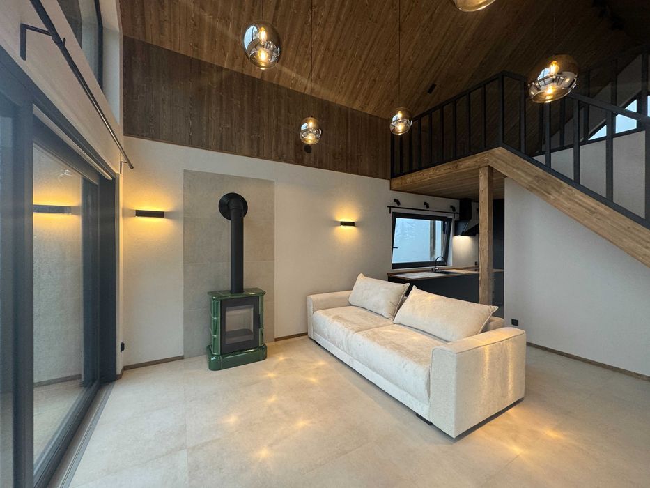 Stodoła drewniana 50m2 z antresolą 25 m2