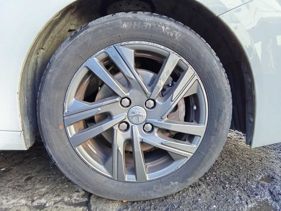 Peugeot 208 II 1.5 BlueHDI de 2023