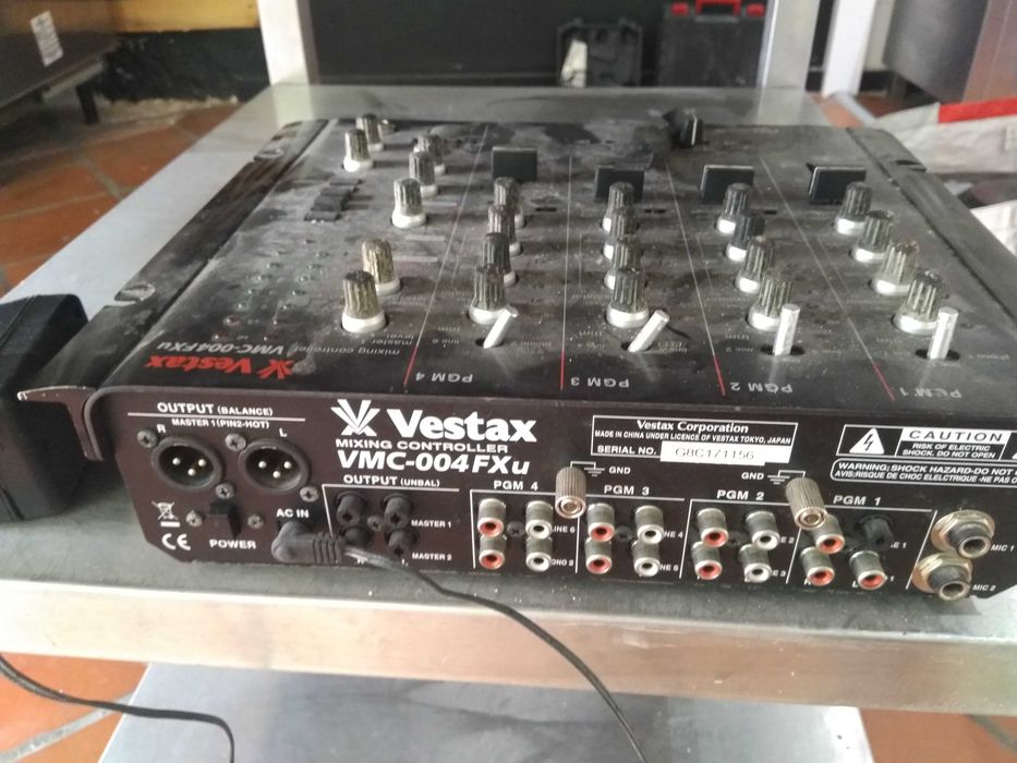 Equipamentos de audio e outros