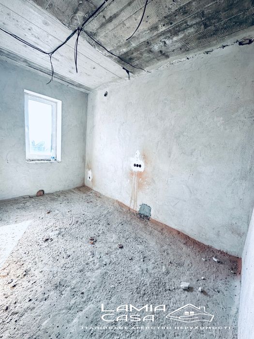 Продаж 3 кімнатноі квартири в новобудові . Біля г. Майдану є оселя