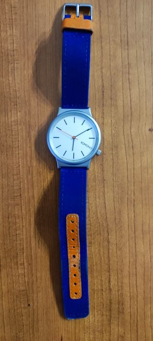 Selling Komono Watch