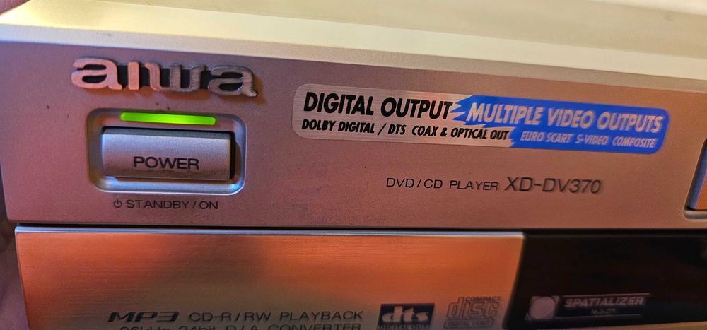 Leitor de DVD AIWA XD-DV370