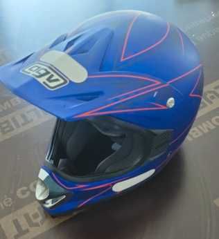 moto 4 125cc automatico + capacete agv rc5 + equipamento de proteçao