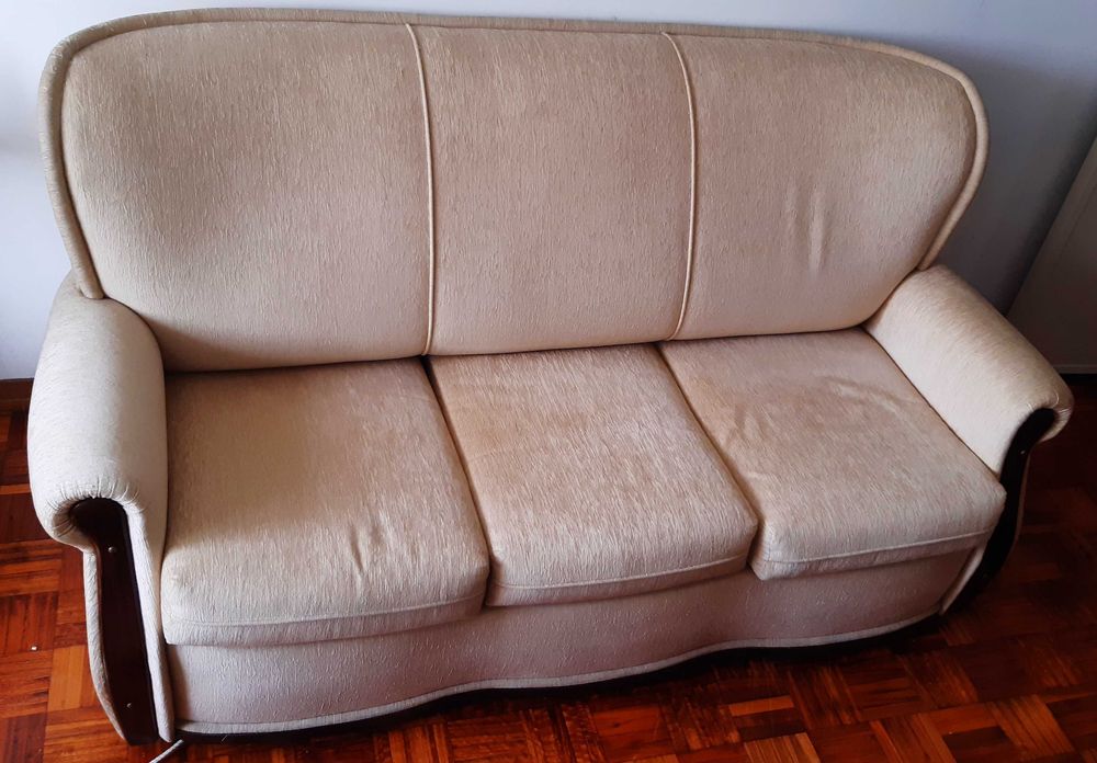 Sofa Cama barato. 170cm por 85cm Alfragide • OLX Portugal