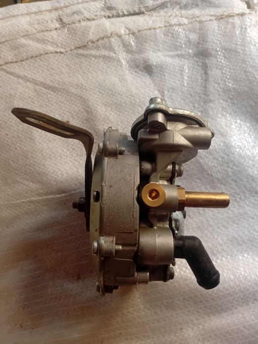 Продам газовий редуктор Італія