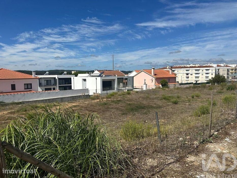 Terreno em Rio Maior de 240,00 m2