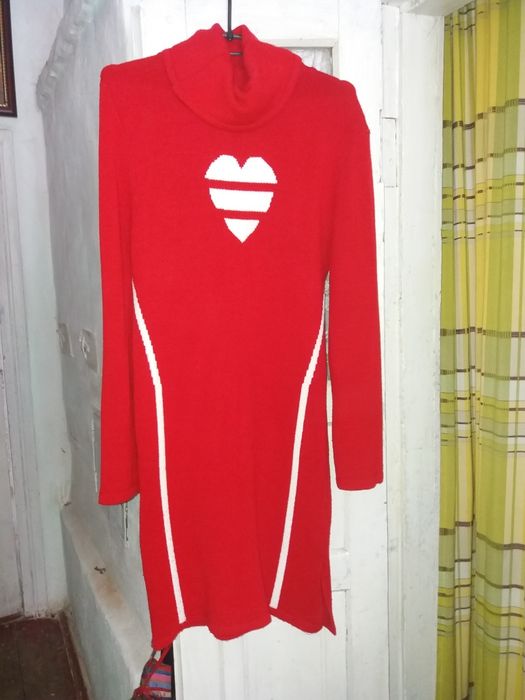 теплые платье.табачное