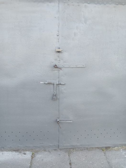 Sprzedam garaż murowany