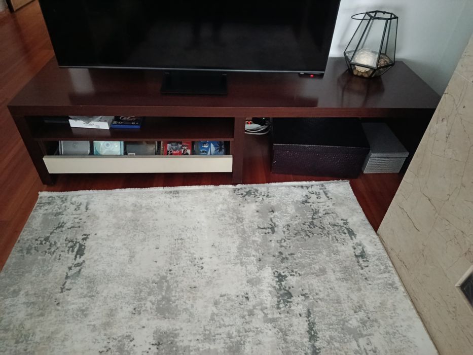 Móvel de televisão