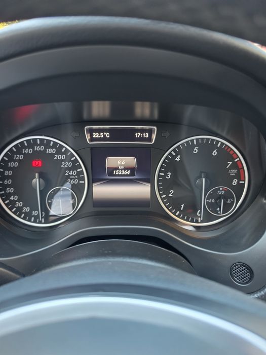 Mercedes-Benz A180 Style 1.6 Turbo 122 CV