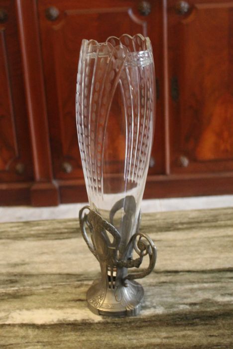Jarra Art Nouveau em vidro com suporte em estanho, Portugal 1910/1920