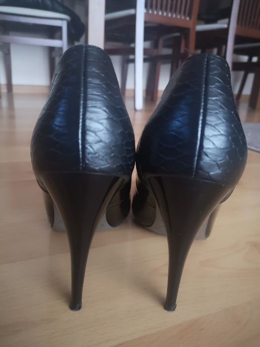 Buty NOWE szpilki rozm. 39