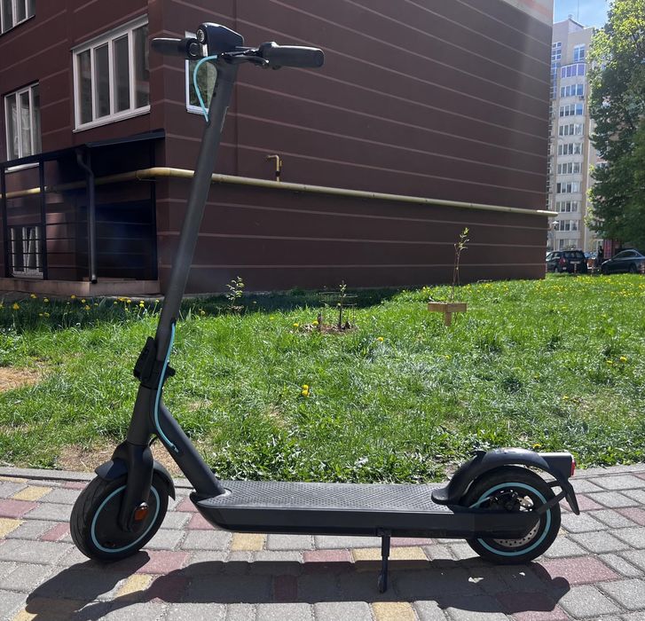 Продам электросамокат ODYS ALPHA x3 PRO