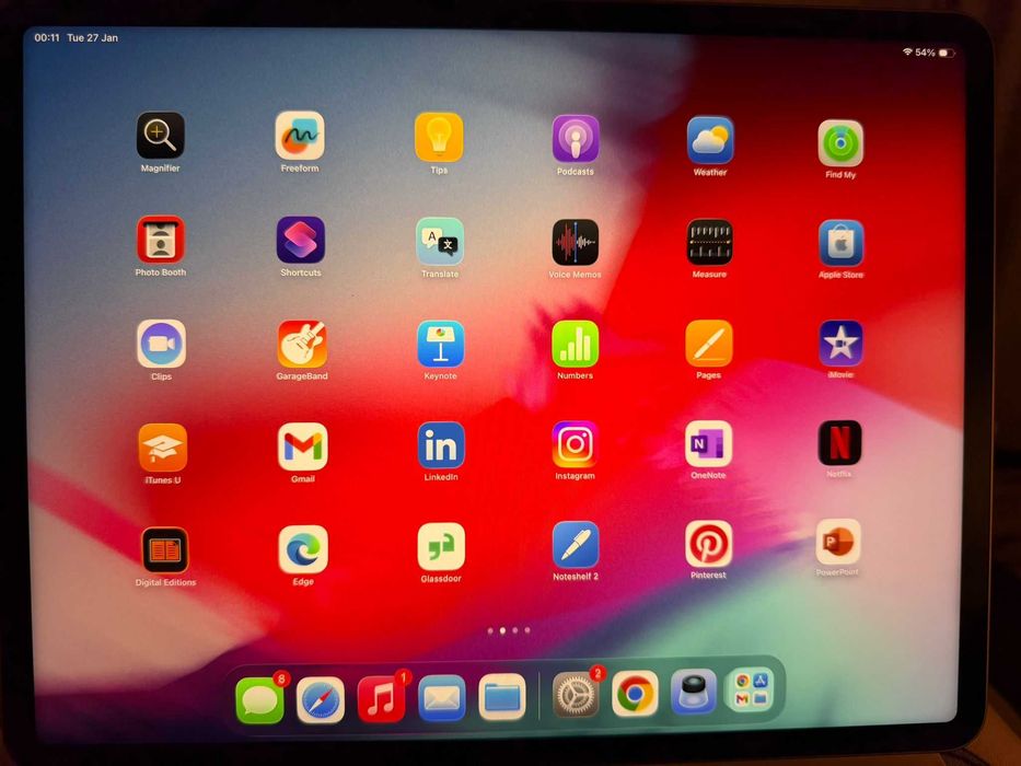 iPad Pro 12.9 5a geração 256GB, cinza escuro com Apple Magic Keyboard