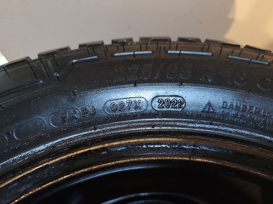 Michelin agilis cross climate 225x65x16 C wielosezon