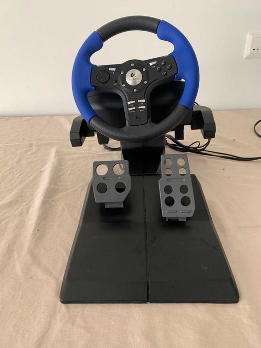 Volante PS2 - Logitech