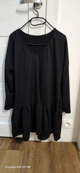 Czarna Sukienka oversize 42