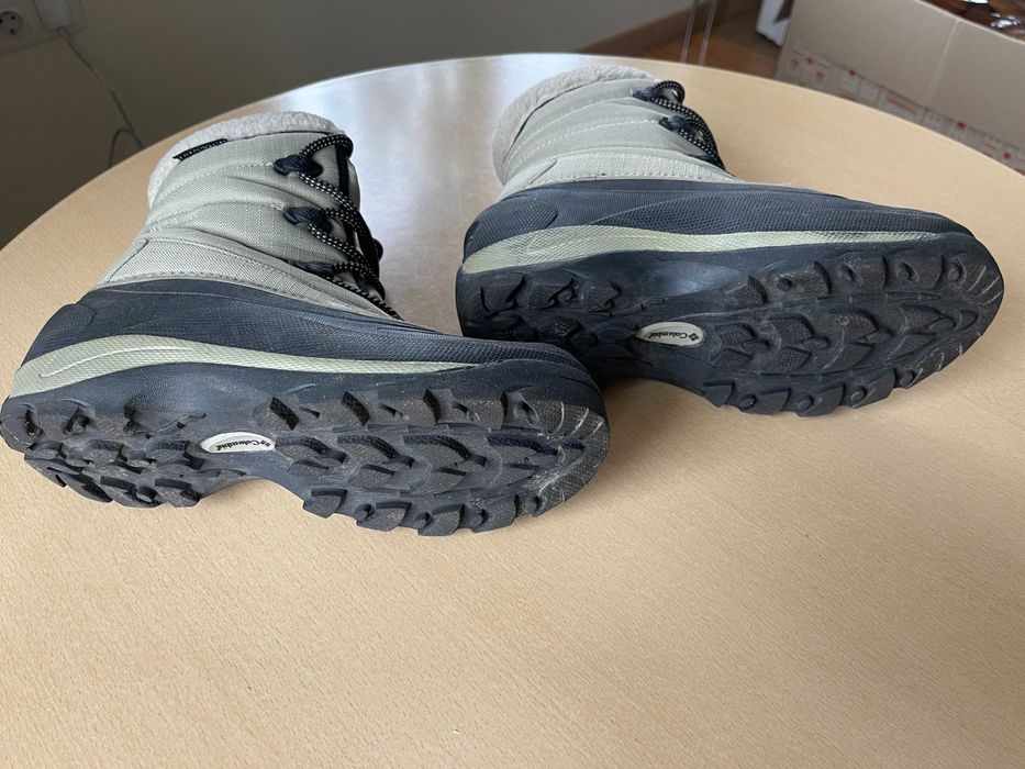 Чоботи Columbia зимові жіночі, розмір 38.