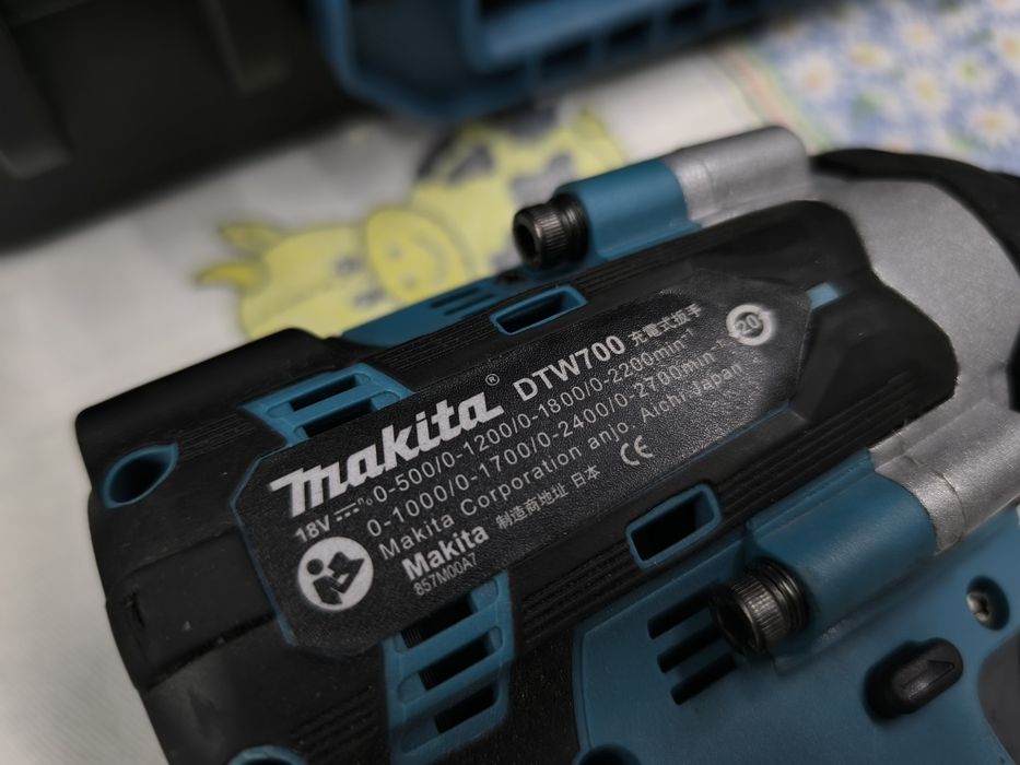 Máquina de impacto Makita
