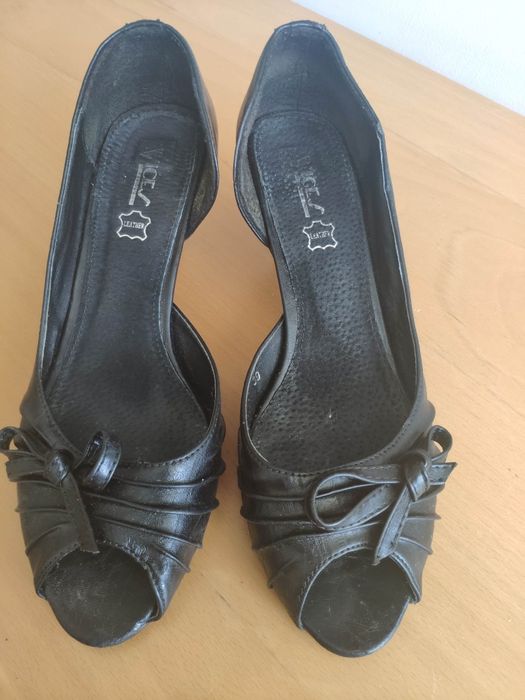 Skórzane buty na obcasie Vices 39