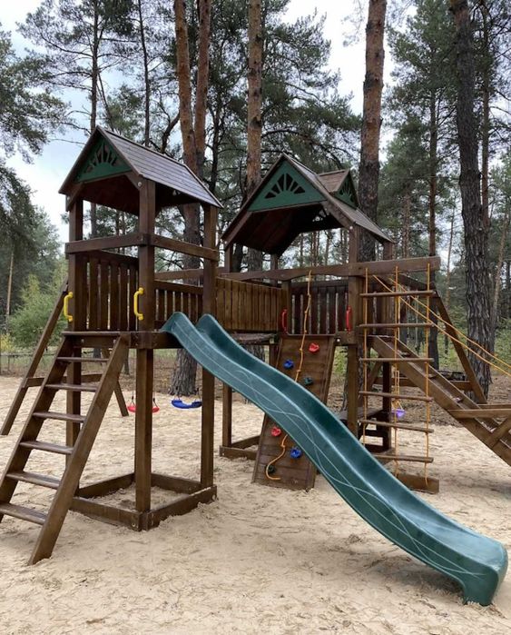 Продам квартиру возле леса Киев метро Лесная Быковня Броварской прп