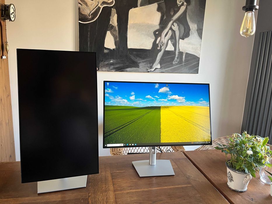 Monitor Dell U2722D 27 " 2560 x 1440 pxULTRA SHARP WQHD IPS HDMI DP FV