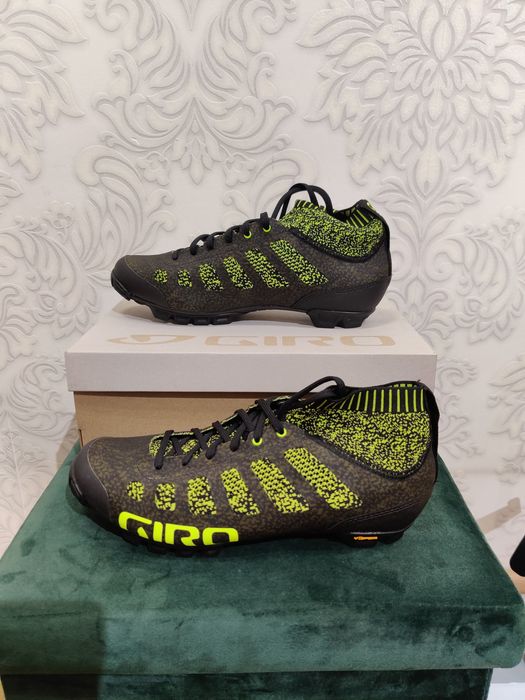 Buty rowerowe Giro vr70 knit 42.5 spd gravel nowe vibram 41.5