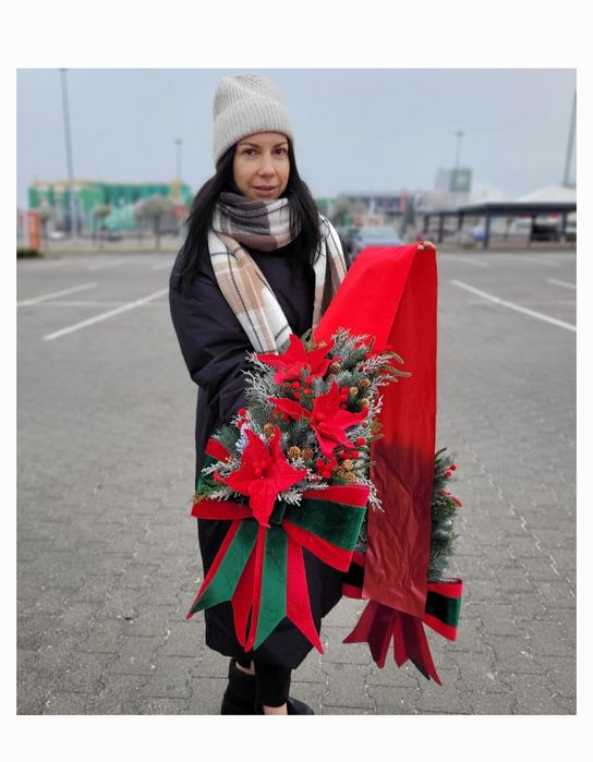 Dwustronna dekoracja na drzwi