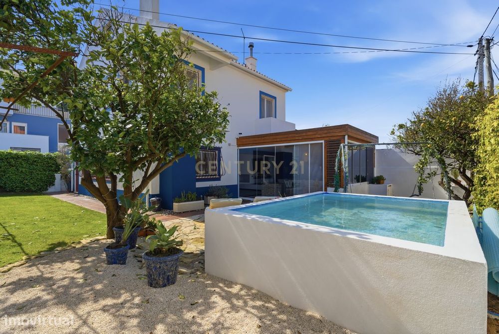 Moradia T3+1 em A-dos-Cunhados, Torres Vedras - Viver entre o campo e