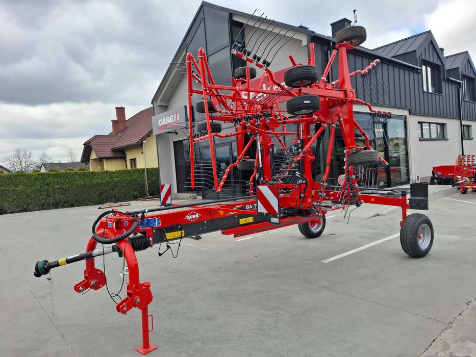 Zgrabiarka 2 Karuzelowa KUHN GA 7501+ Hydraulicznie rozsuwane karuzele