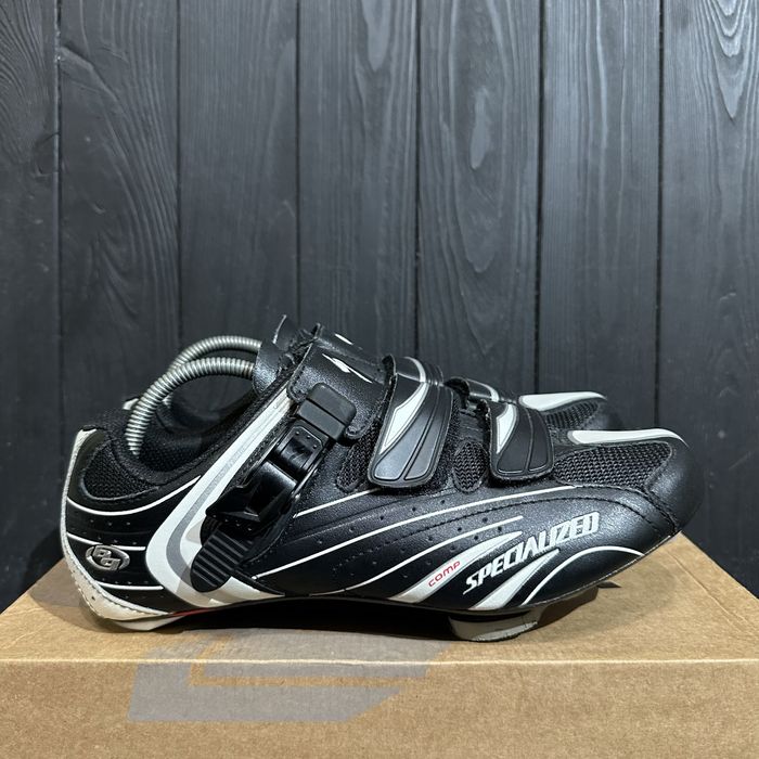 Кросівки велотуфлі Specialized 41/26 cm