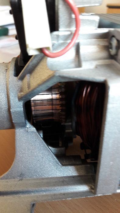 Motor p/Maquina de Lavar Roupa Candy Mod: CWB 100-35S