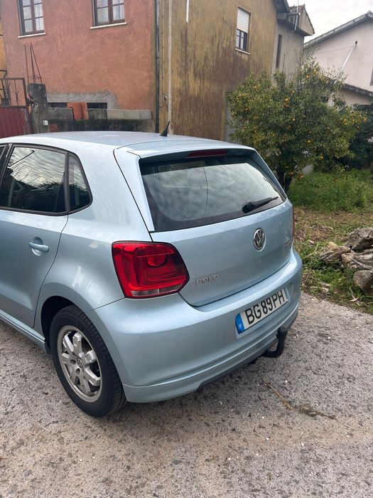 Vendo Volkswagen Polo (negociável)