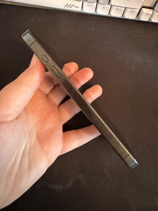 Okazja, jak nowy! Iphone 15 Pro