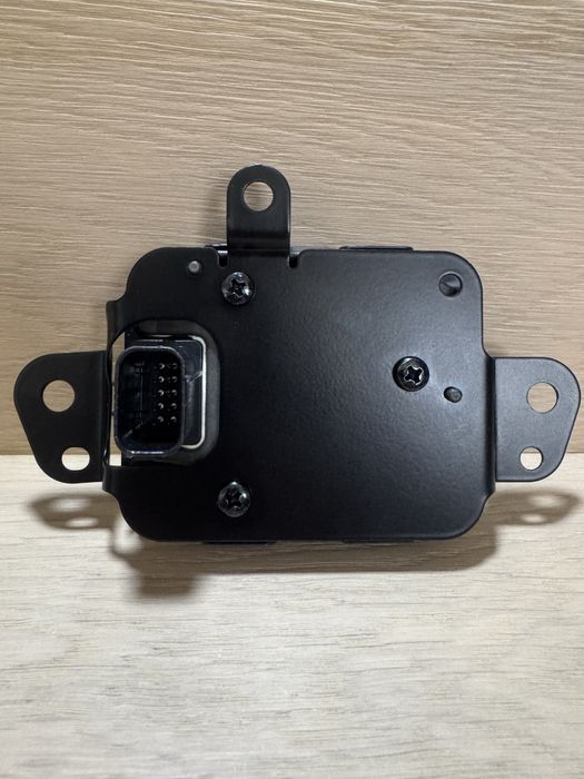 Радар Дистронік Lexus RX,NX,LX,RZ / Toyota Corolla,bZ4X / 88210-78020