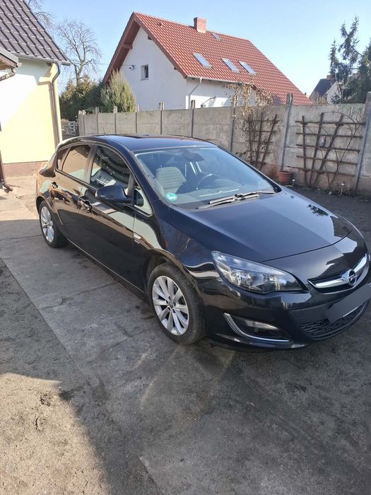 Opel Astra Opel Astra J Active 2013r.