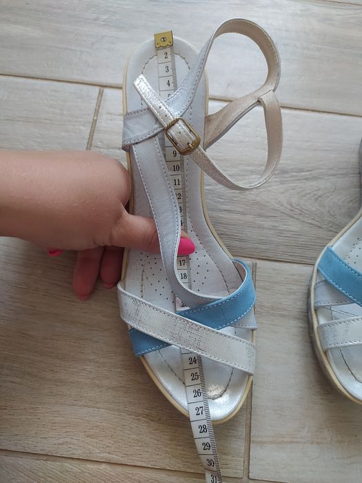Buty na koturnie 41