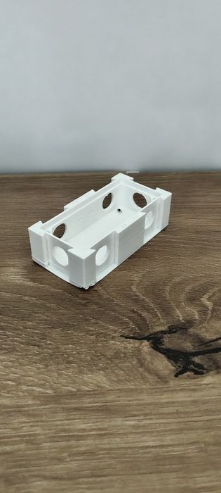 Modułowy korytarz dla mrówek z 6 łącznikami