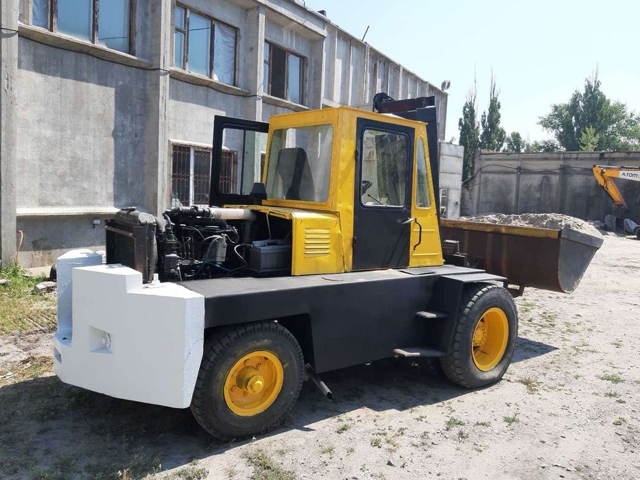 Продам Львовский погрузчик